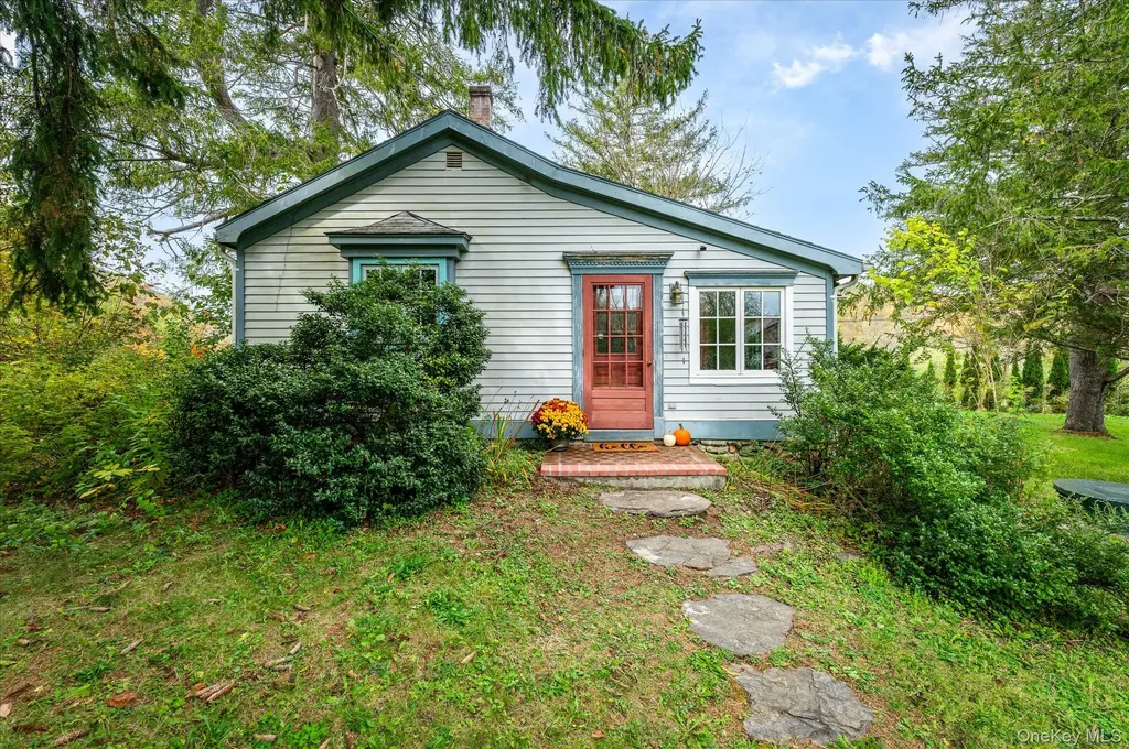 1 Hoyt Road Wingdale NY 12594