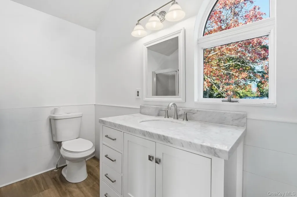 530 Sunset Way Southold NY 11971