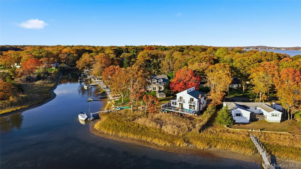 530 Sunset Way Southold NY 11971