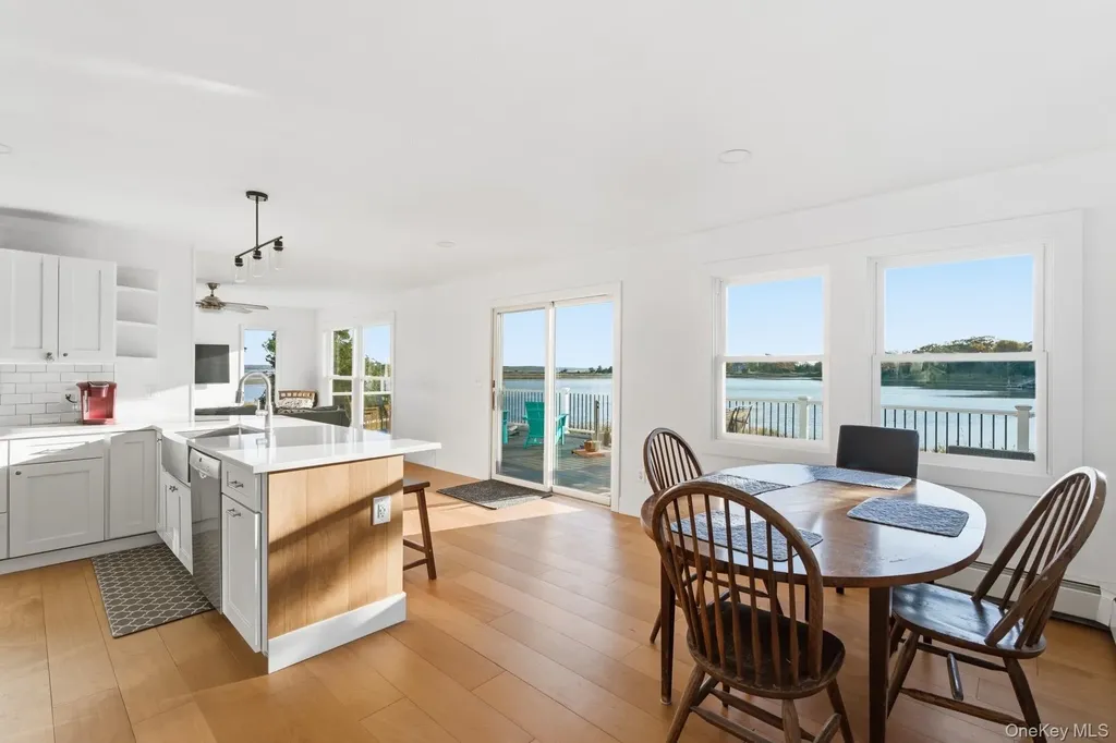 530 Sunset Way Southold NY 11971