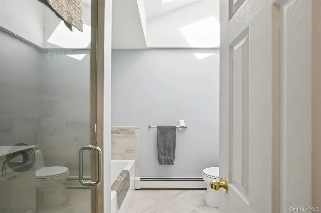 94 Mobrey Lane Smithtown NY 11787