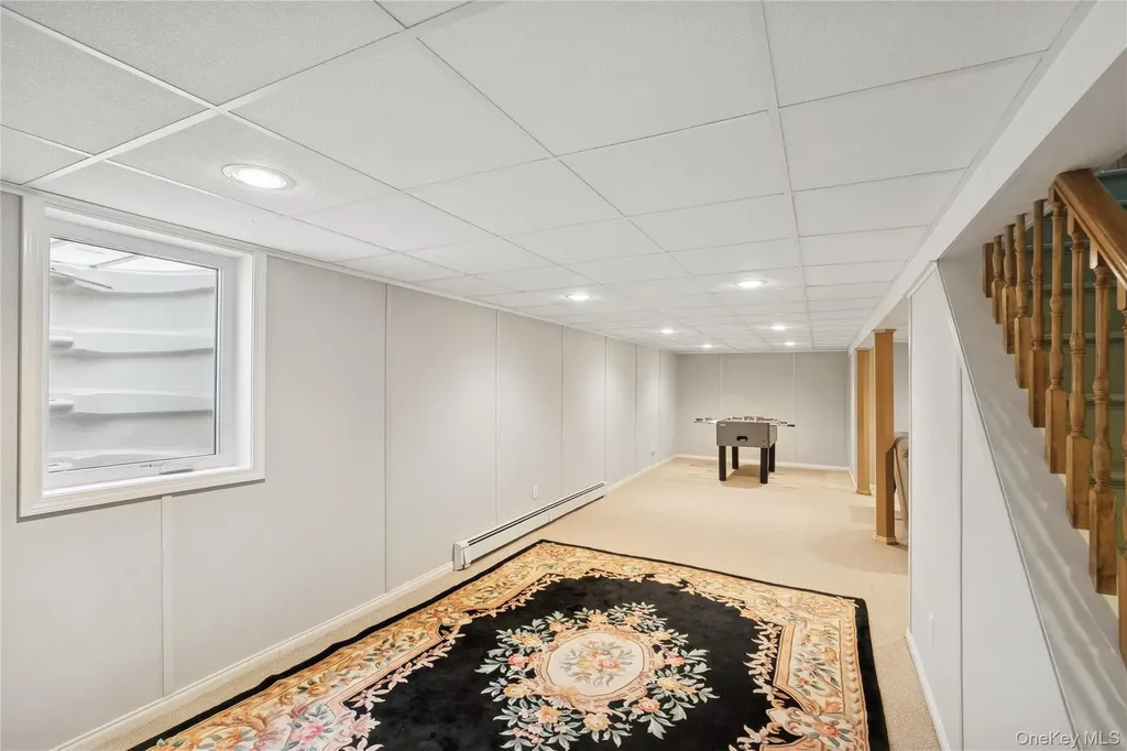 94 Mobrey Lane Smithtown NY 11787