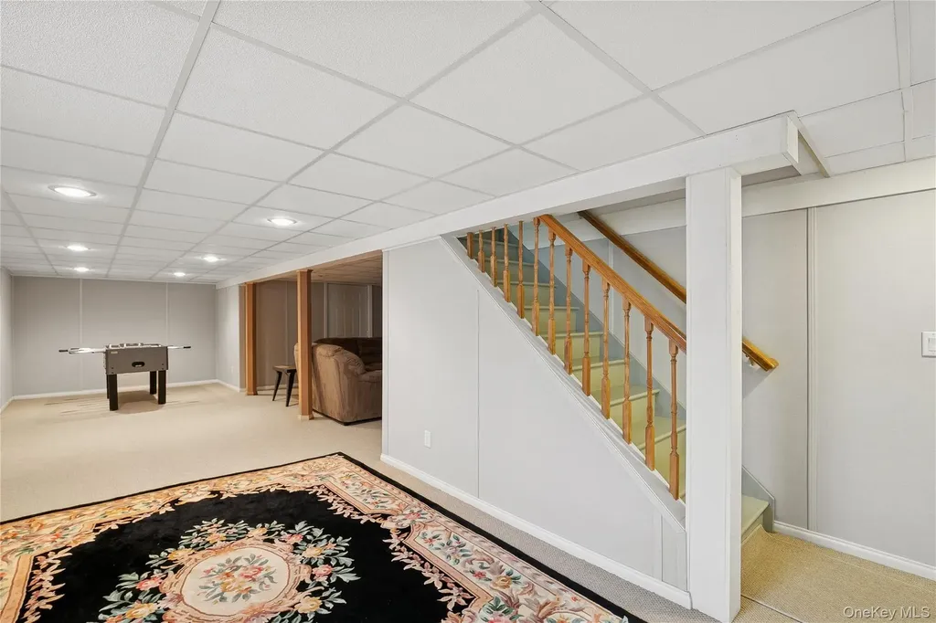 94 Mobrey Lane Smithtown NY 11787