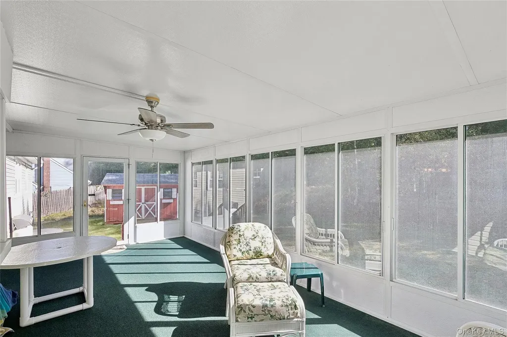 94 Mobrey Lane Smithtown NY 11787