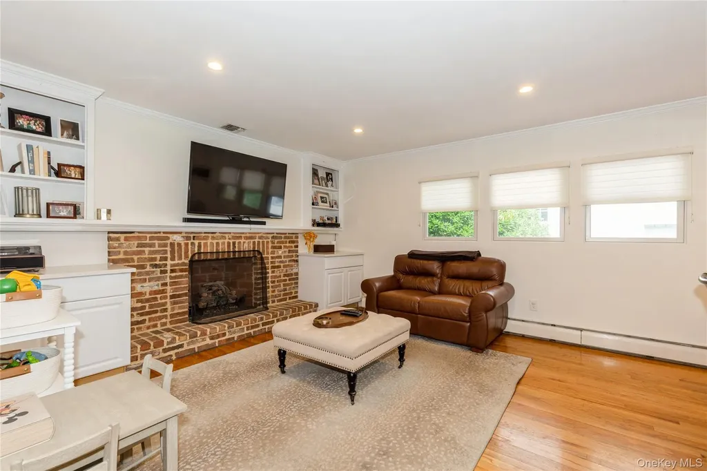 77 Abbott Drive Halesite NY 11743