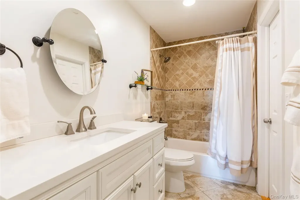 77 Abbott Drive Halesite NY 11743
