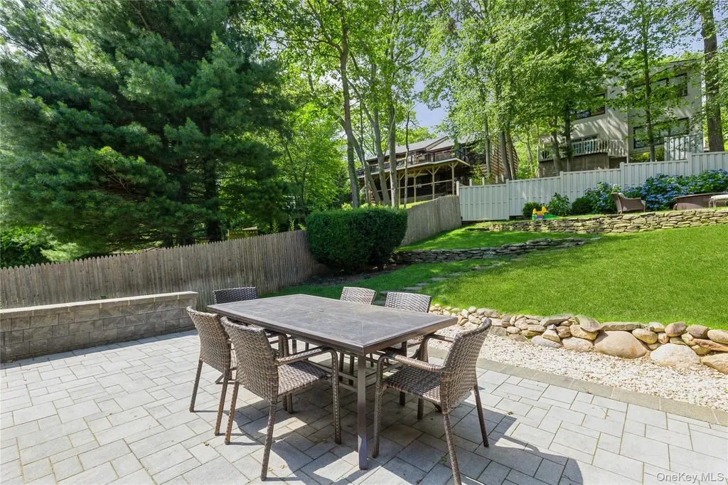 77 Abbott Drive Halesite NY 11743
