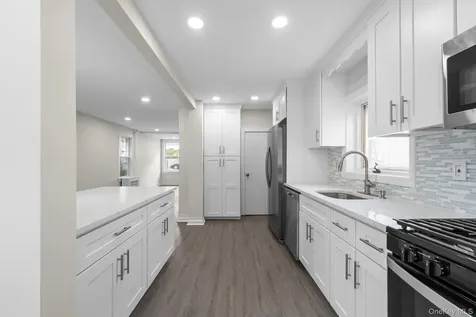 36 N Perkins Avenue Elmsford NY 10523