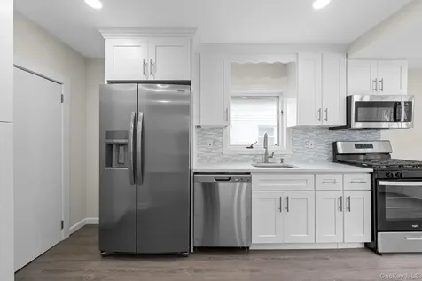 36 N Perkins Avenue Elmsford NY 10523