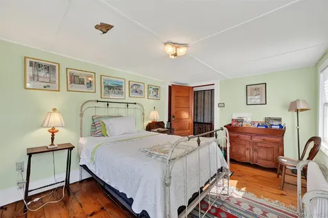 48 River Road Barryville NY 12719