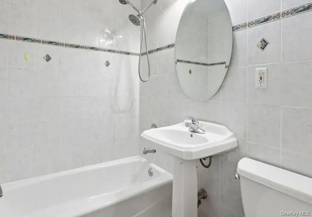 22-61 46th Street Astoria NY 11105