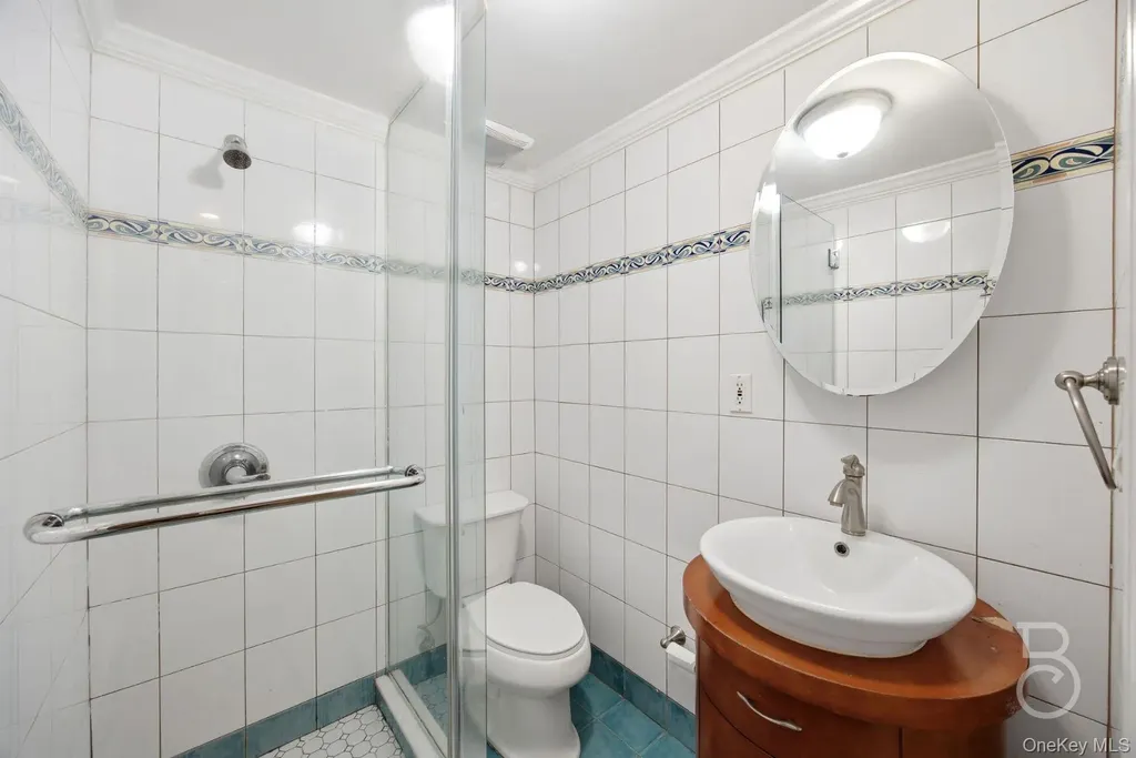 22-61 46th Street Astoria NY 11105