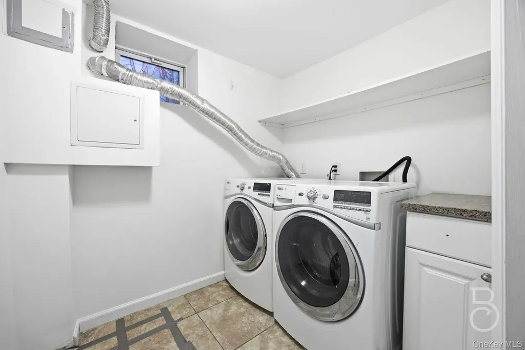 22-61 46th Street Astoria NY 11105