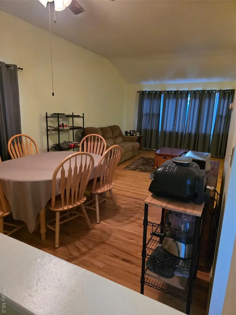 15 Canterbury Drive Coram NY 11727