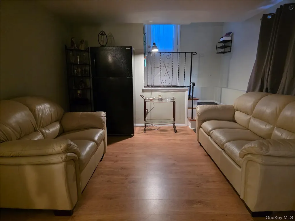 15 Canterbury Drive Coram NY 11727