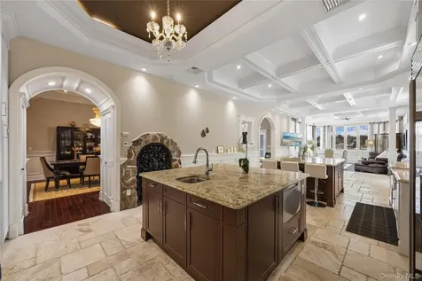 333 E Shore Road Kings Point NY 11023