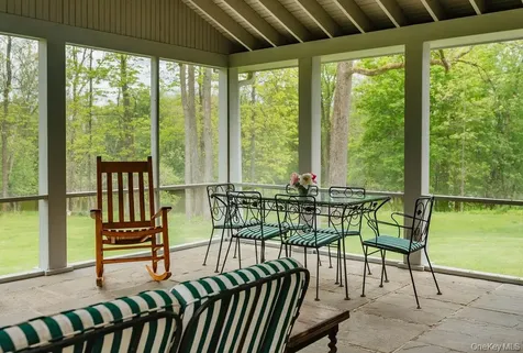 1193 Albany Post Road Gardiner NY 12525