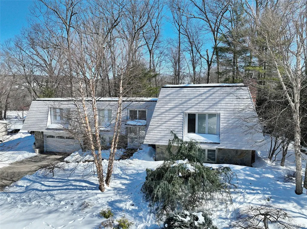 15 Windgate Drive New City NY 10956