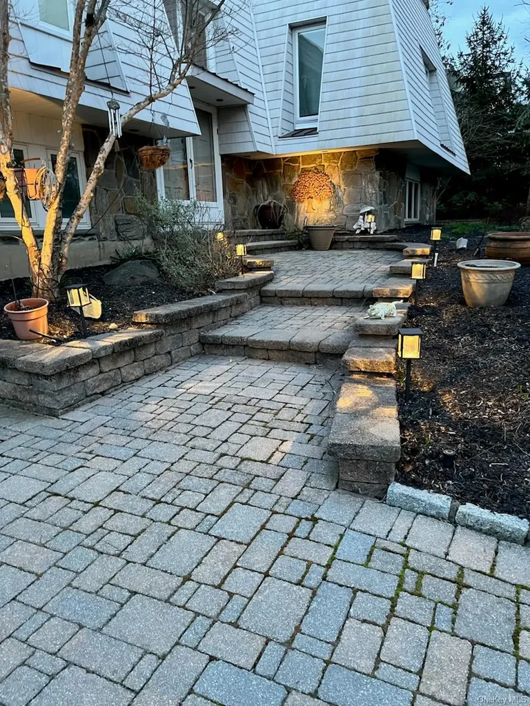15 Windgate Drive New City NY 10956