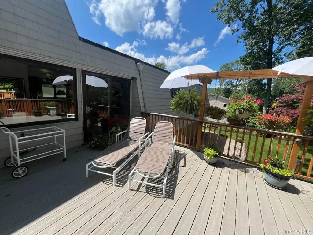 15 Windgate Drive New City NY 10956