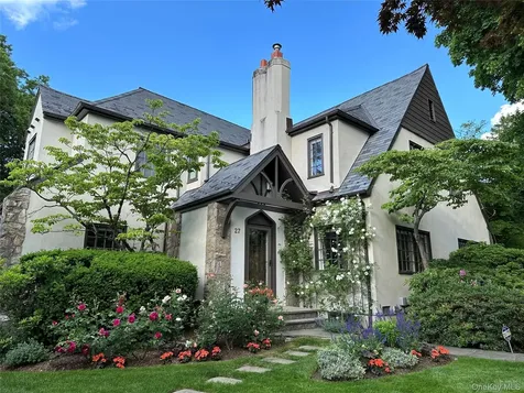 27 Huntington Avenue Scarsdale NY 10583