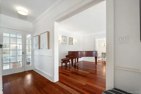 27 Huntington Avenue Scarsdale NY 10583