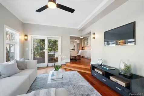 27 Huntington Avenue Scarsdale NY 10583