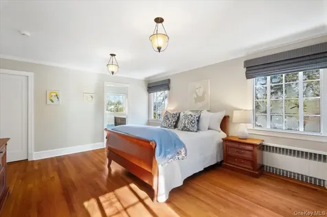 27 Huntington Avenue Scarsdale NY 10583