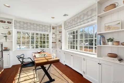 27 Huntington Avenue Scarsdale NY 10583