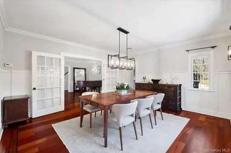 27 Huntington Avenue Scarsdale NY 10583