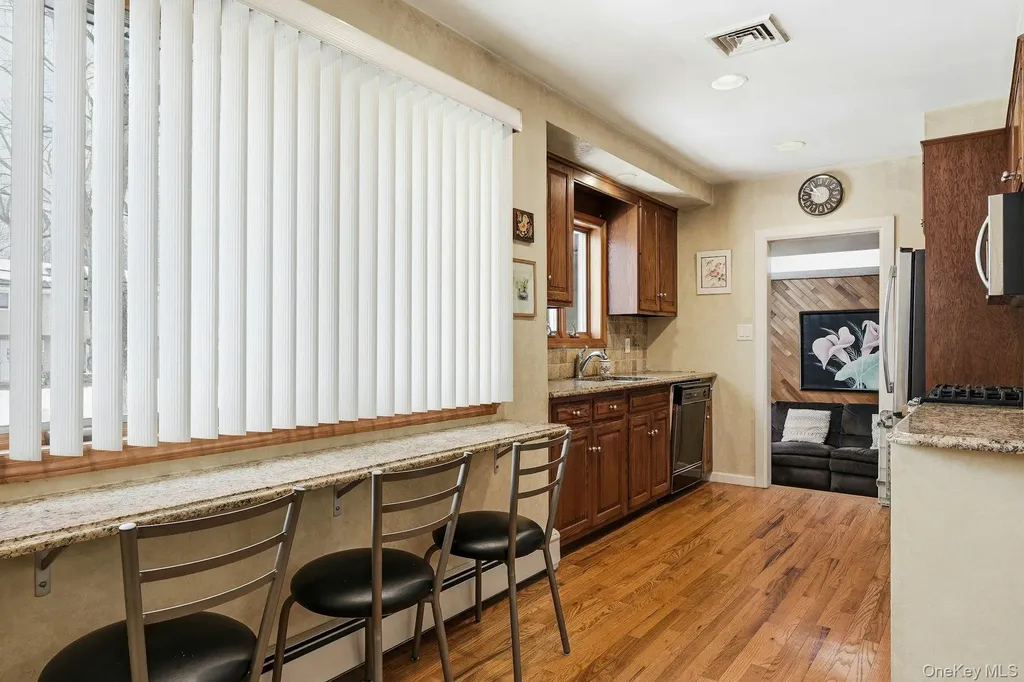 7 Bartel Place South Huntington NY 11746