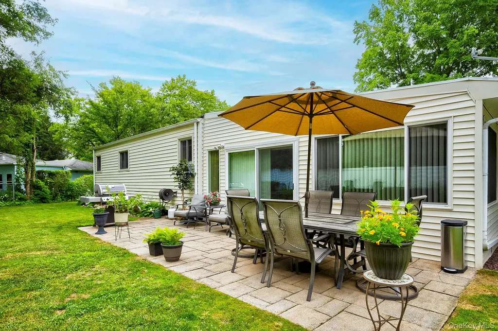 7 Bartel Place South Huntington NY 11746