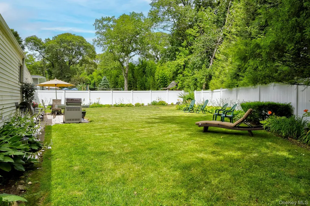 7 Bartel Place South Huntington NY 11746