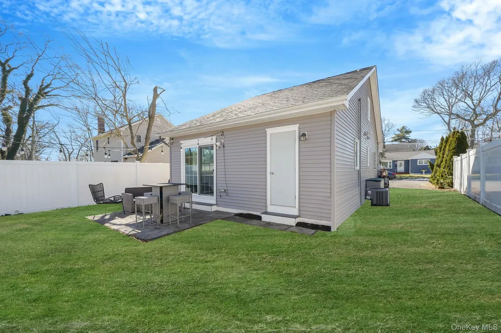 9 Park Place Patchogue NY 11772