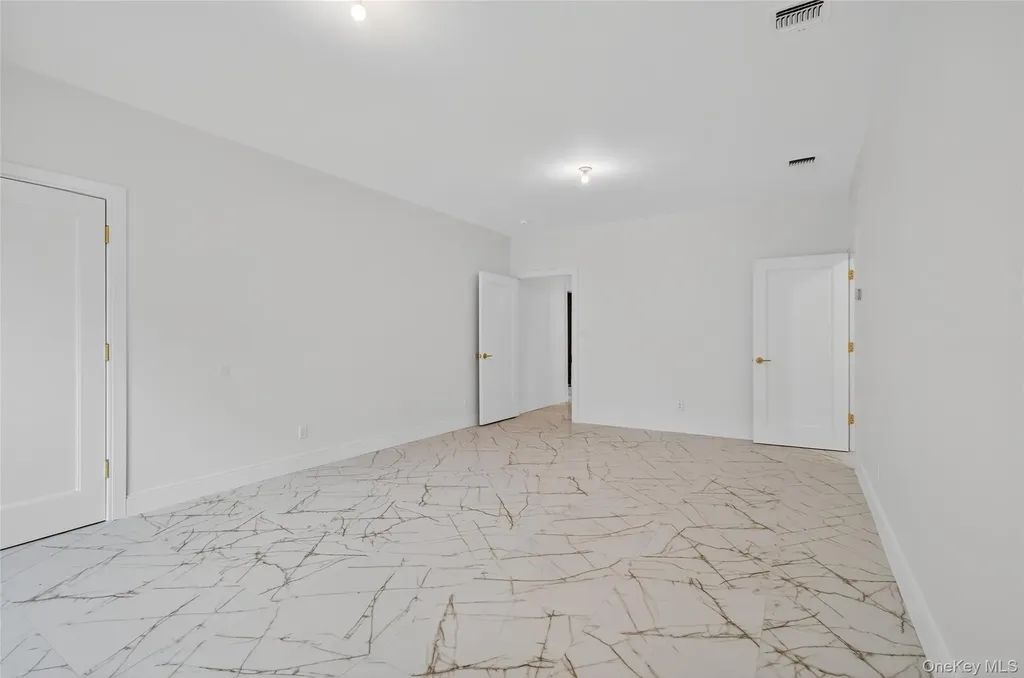 27 Union Transfer Monroe NY 10950