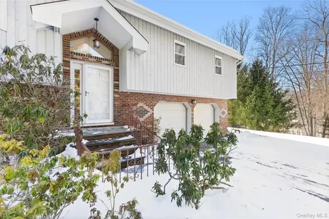 7 Cimarron Road Putnam Valley NY 10579