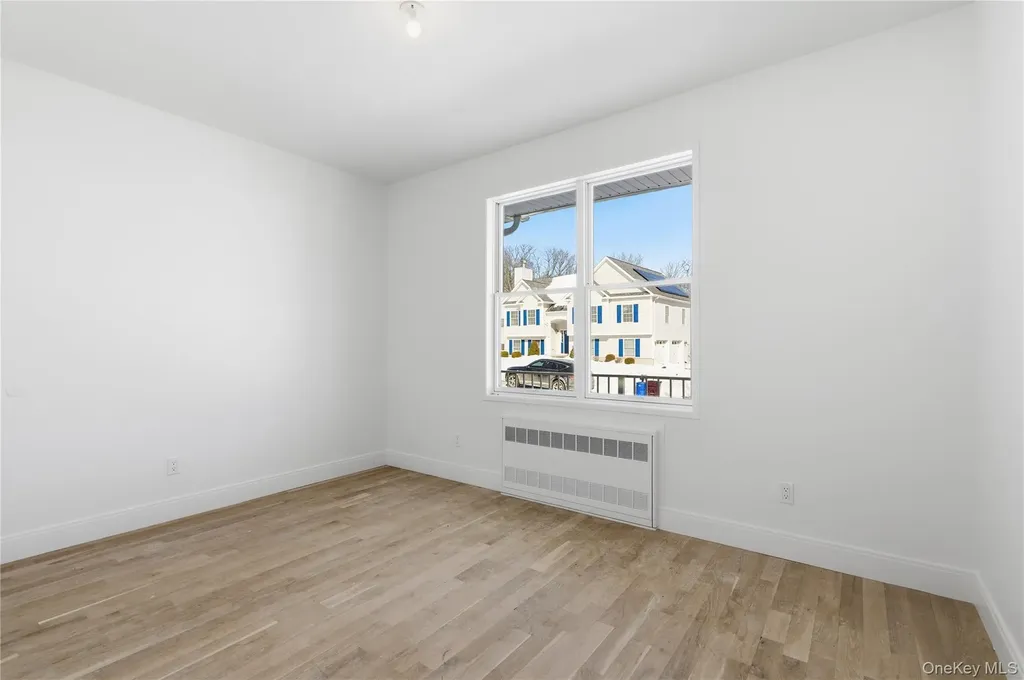 57 Southfield Falls Monroe NY 10950