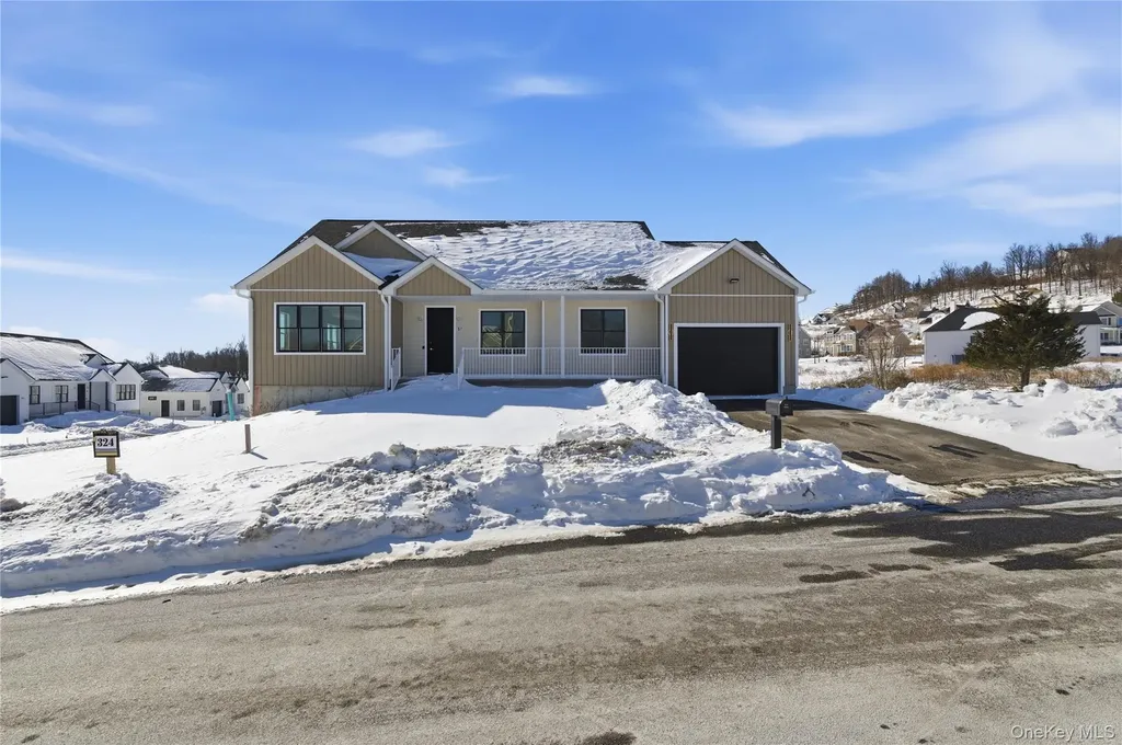 57 Southfield Falls Monroe NY 10950