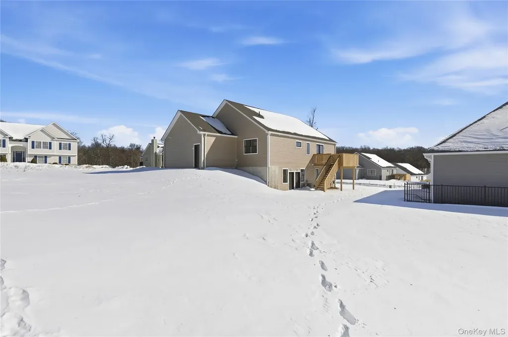 57 Southfield Falls Monroe NY 10950