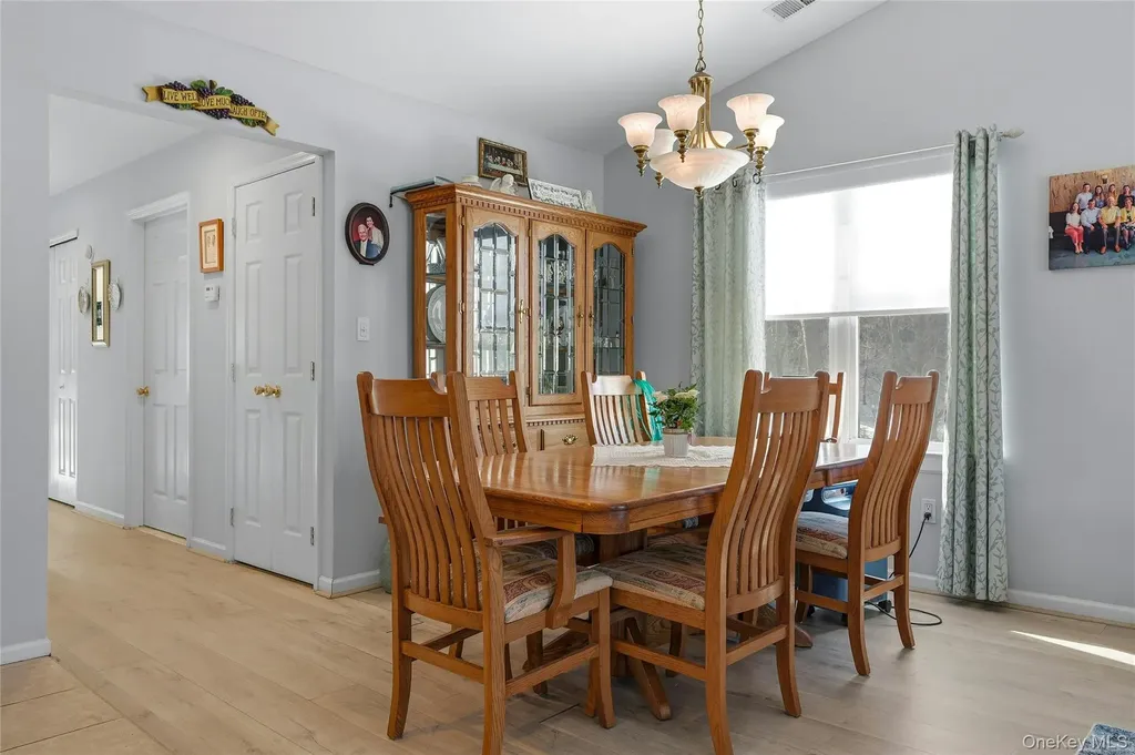 54 Morley Circle Melville NY 11747