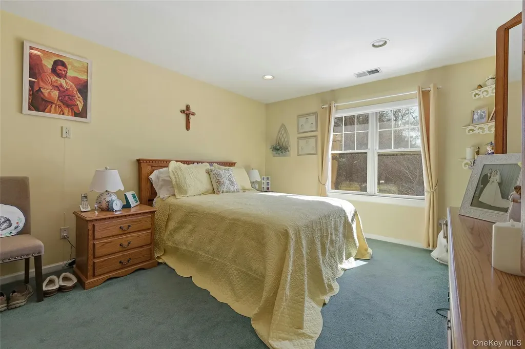 54 Morley Circle Melville NY 11747