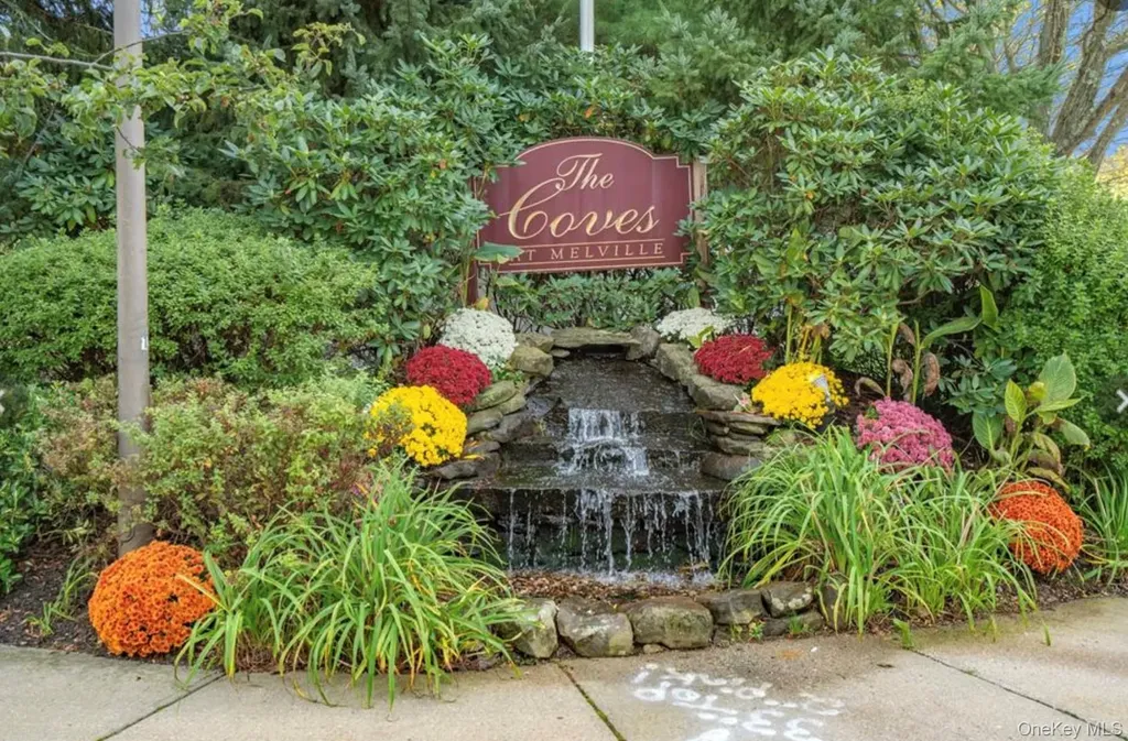 54 Morley Circle Melville NY 11747