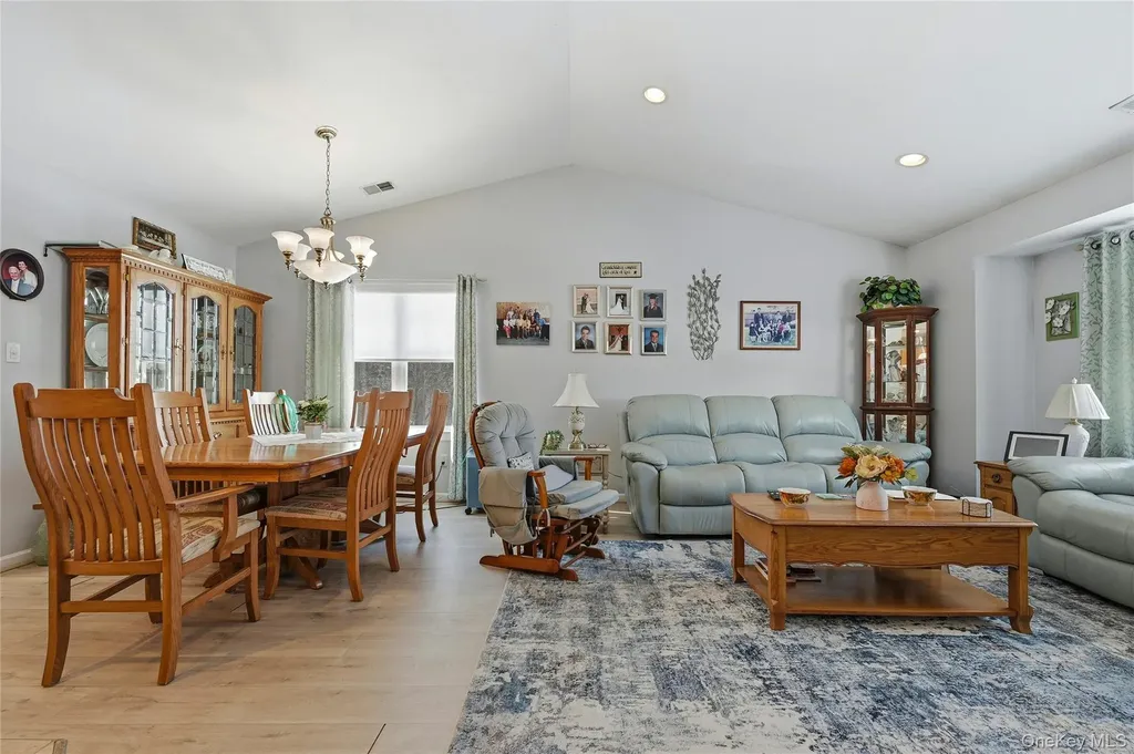 54 Morley Circle Melville NY 11747