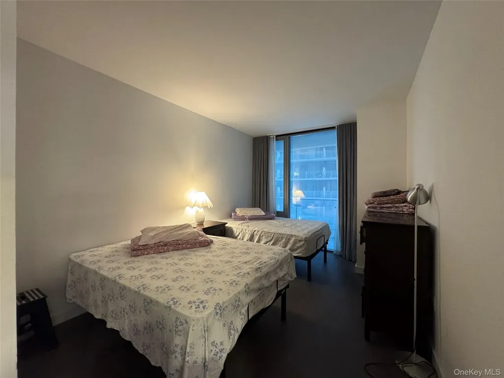 13103 40th Road Flushing NY 11354
