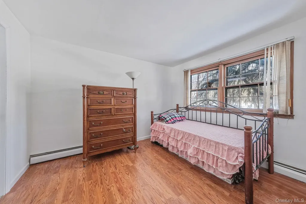 140 Seaman Neck Road Dix Hills NY 11746