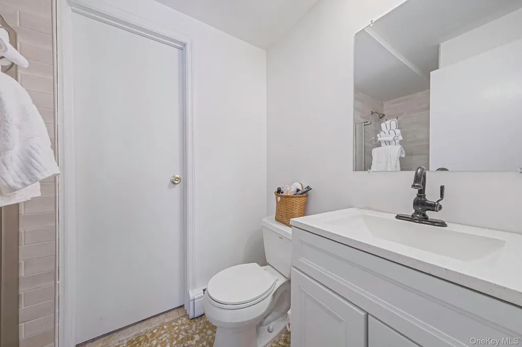 140 Seaman Neck Road Dix Hills NY 11746