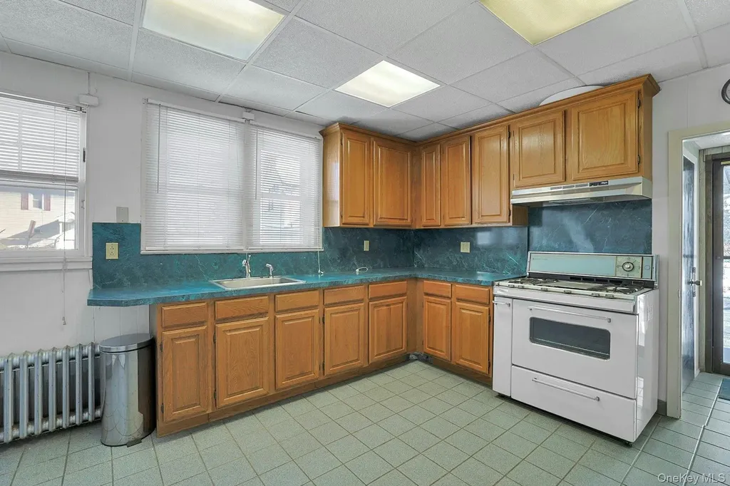 162 Orange Avenue Suffern NY 10901
