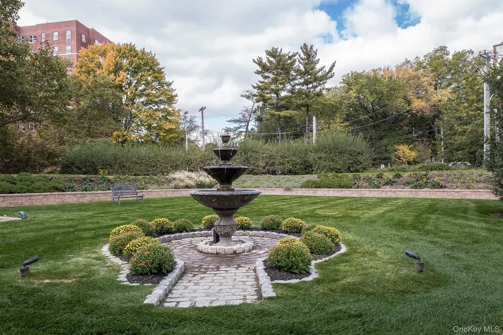 10 Brooklands Bronxville NY 10708