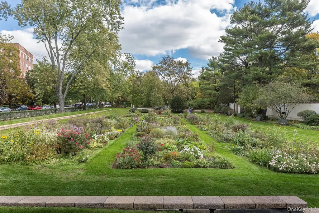 10 Brooklands Bronxville NY 10708