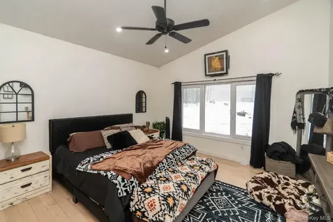 4 Lewis Lane Bloomingburg NY 12721